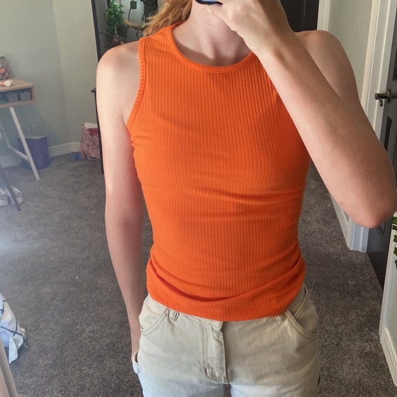 Pink and orange tank! - Picture 3 of 4